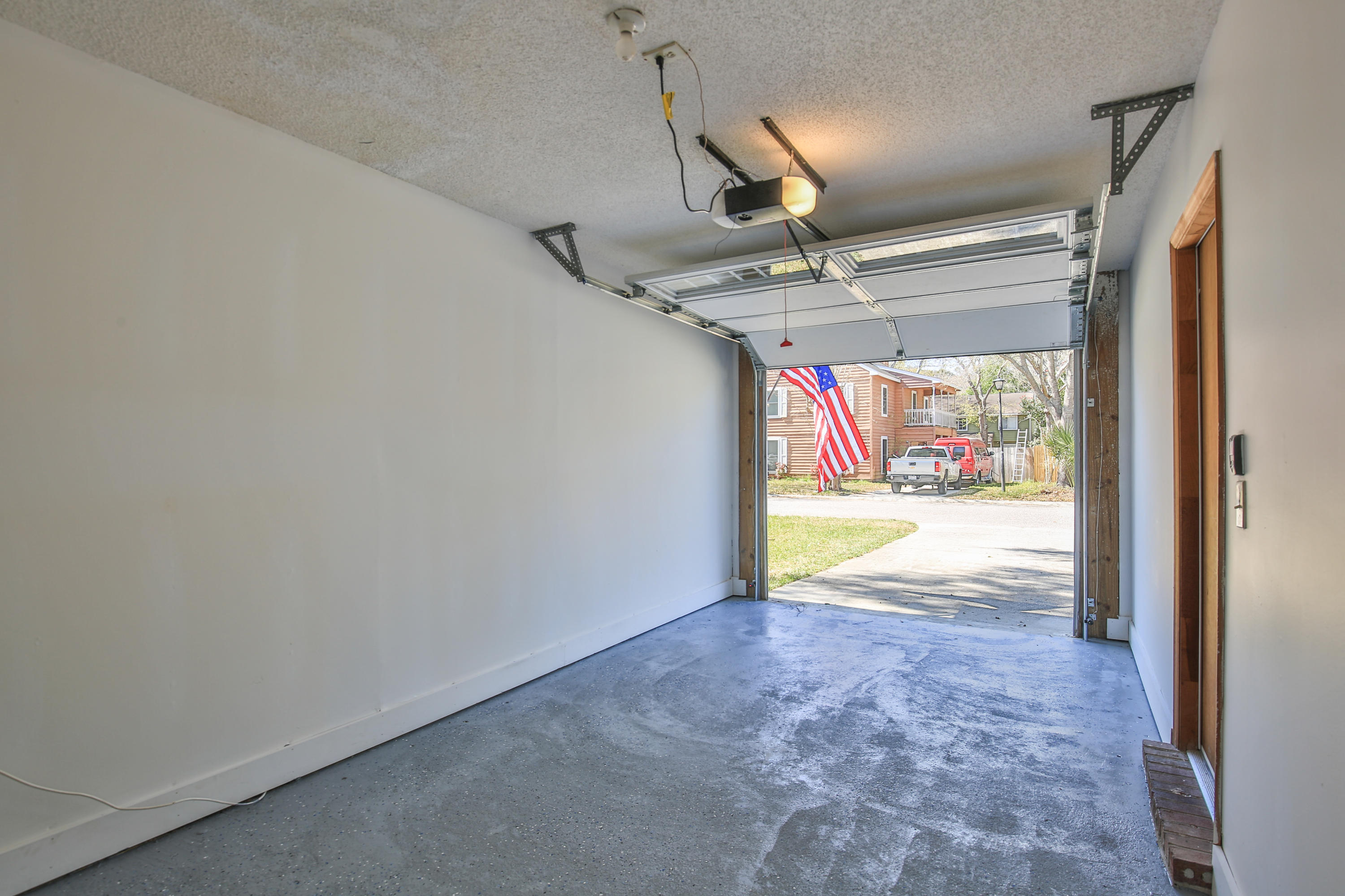 508 Castle Hall Road Mount Pleasant, SC 29464 - Photo 27 of 34 7B1A1188