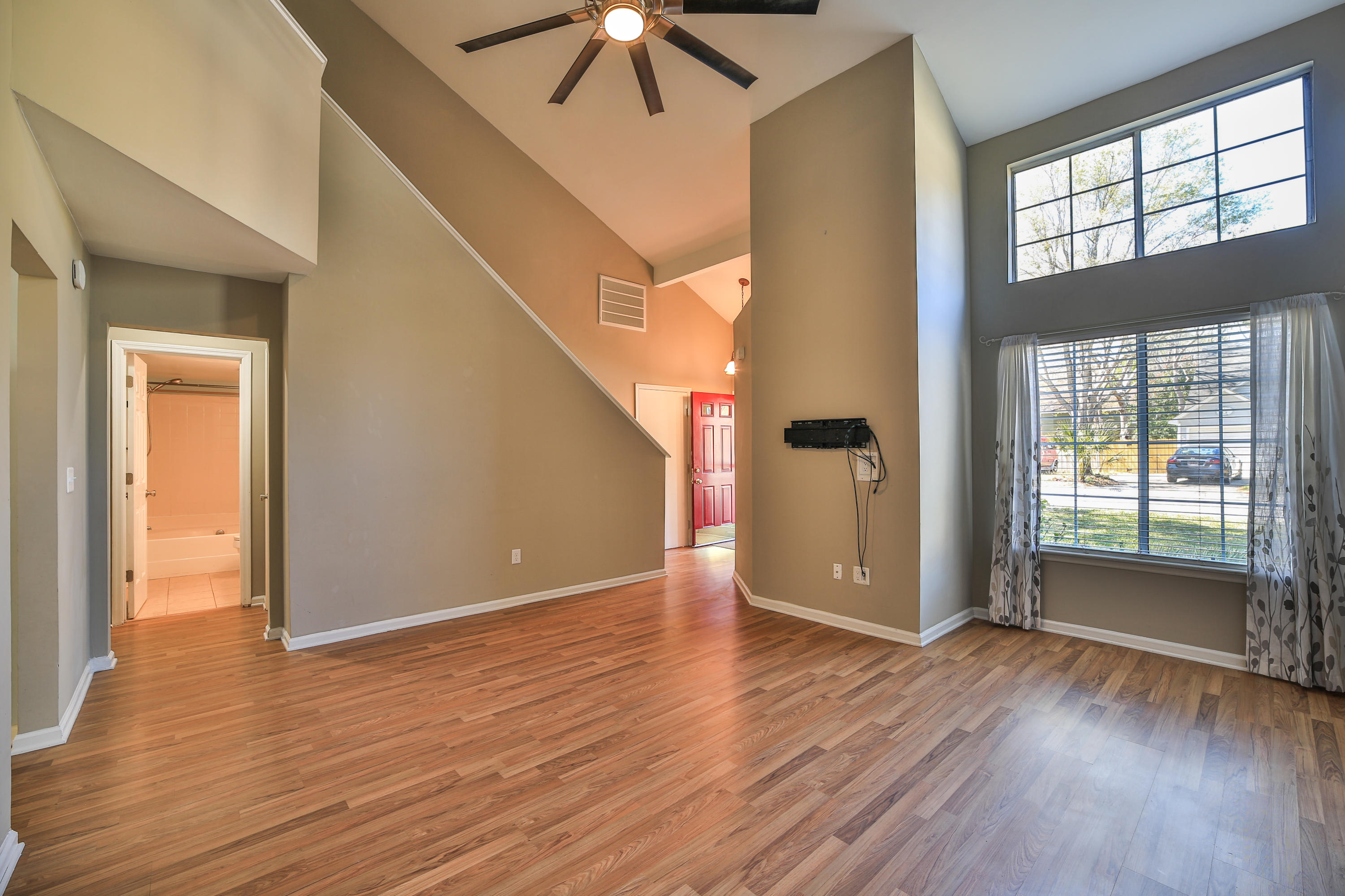 508 Castle Hall Road Mount Pleasant, SC 29464 - Photo 6 of 34 7B1A1169