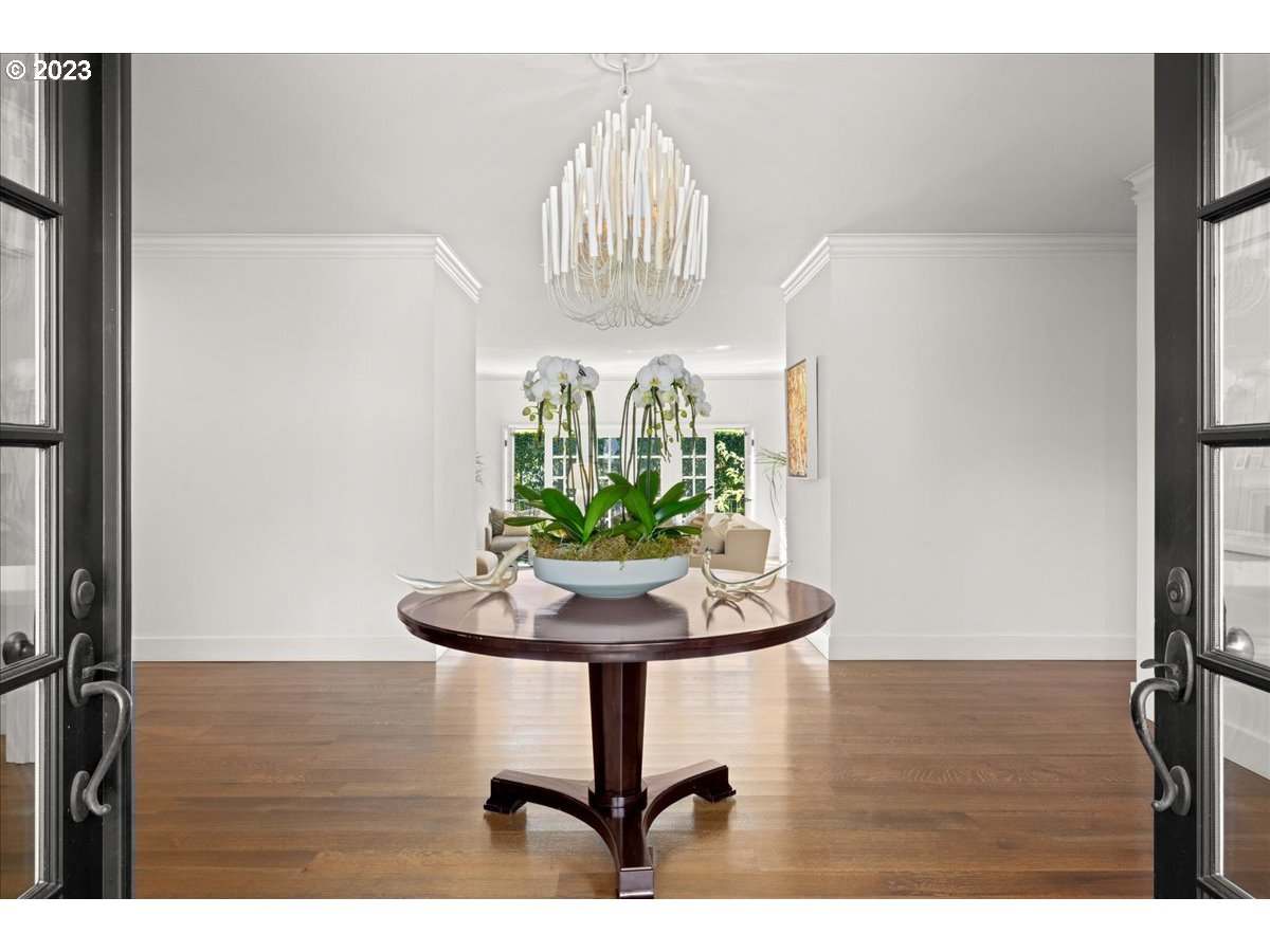 7470 Southwest Westgate Way Portland, OR 97225 - Photo 4 of 41 a view of a room with gym equipment