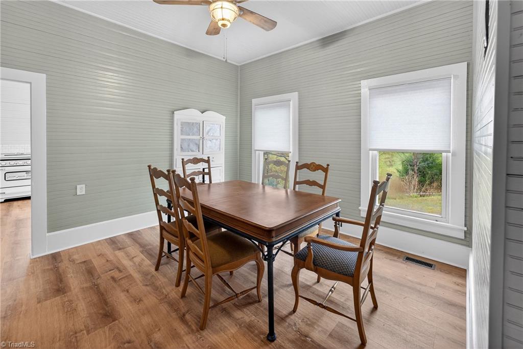 588 Roby Fulk Road Pinnacle, NC 27043 - Photo 13 of 48