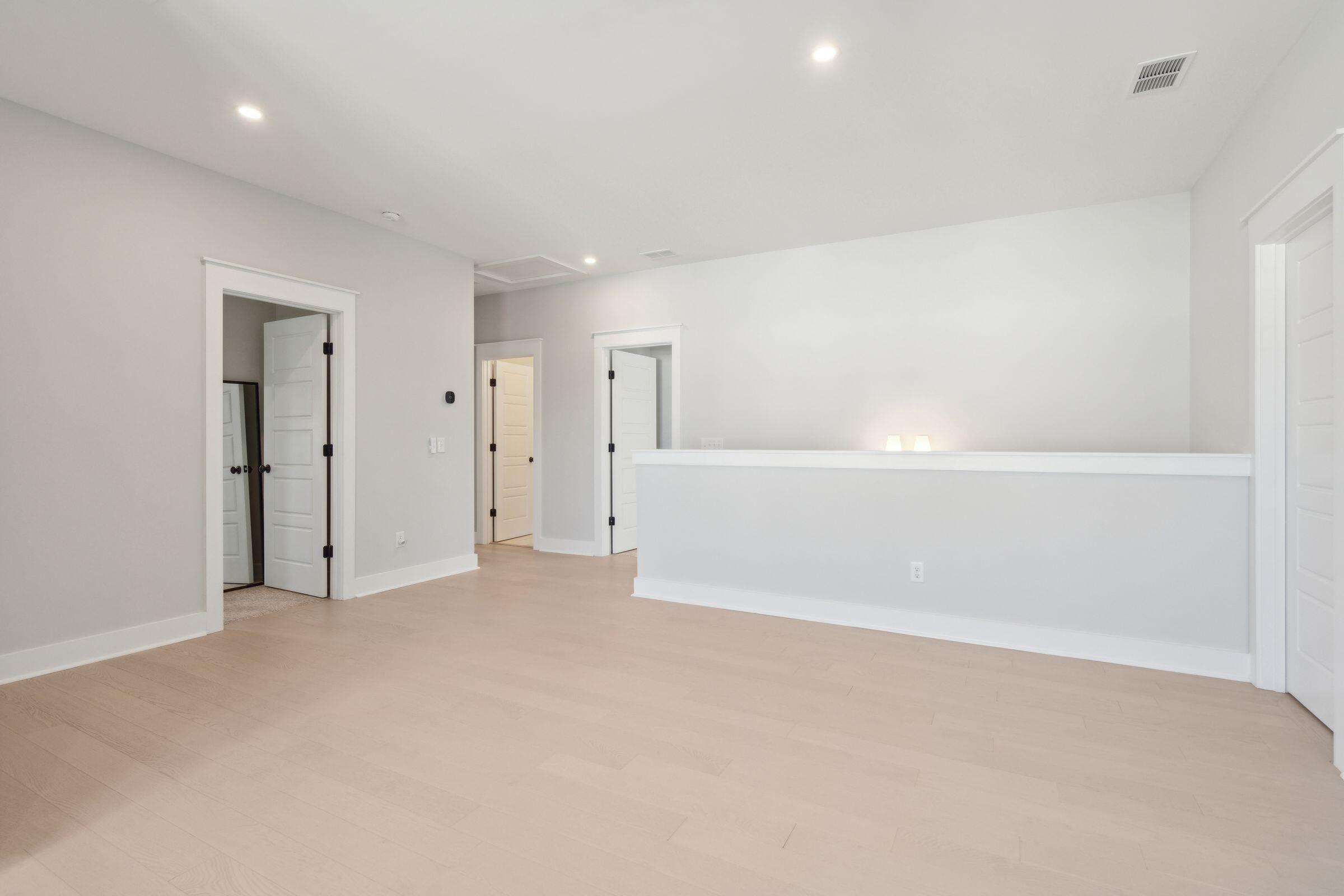 1541 Charming Nancy Road Charleston, SC 29412 - Photo 42 of 92 2nd Flr Landing