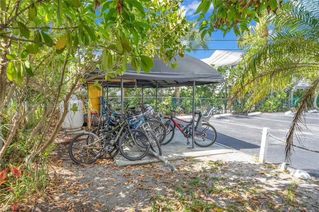 a view of outdoor space yard and patio