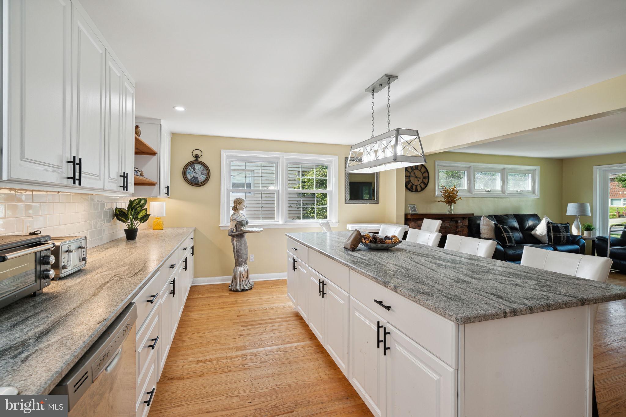 837 Rhoads Drive Springfield, PA 19064 - Photo 8 of 30