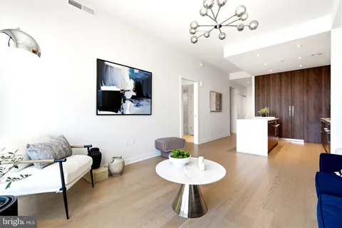 $729,900 | 1650 Silver Hill Drive, Unit 1703, McLean, VA 22102