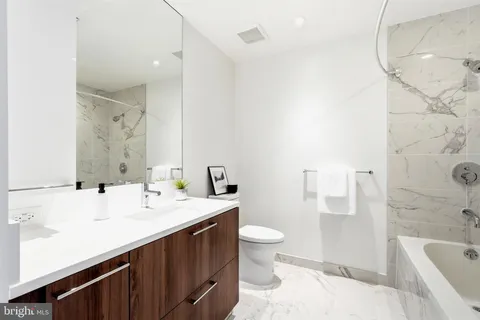 $729,900 | 1650 Silver Hill Drive, Unit 1703, McLean, VA 22102