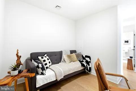 $729,900 | 1650 Silver Hill Drive, Unit 1703, McLean, VA 22102