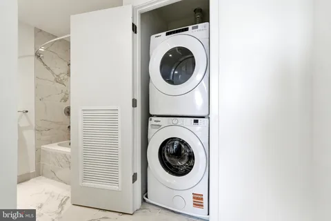 $729,900 | 1650 Silver Hill Drive, Unit 1703, McLean, VA 22102