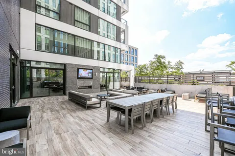 $729,900 | 1650 Silver Hill Drive, Unit 1703, McLean, VA 22102