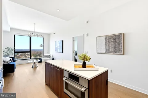 $699,900 | 1650 Silver Hill Drive, Unit 1703, McLean, VA 22102