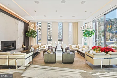 $729,900 | 1650 Silver Hill Drive, Unit 1703, McLean, VA 22102