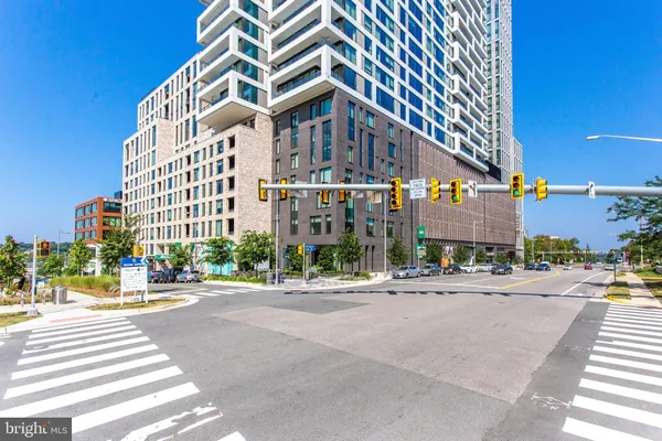 $729,900 | 1650 Silver Hill Drive, Unit 1703, McLean, VA 22102