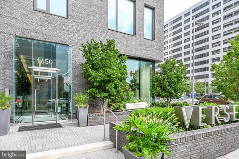 $729,900 | 1650 Silver Hill Drive, Unit 1703, McLean, VA 22102