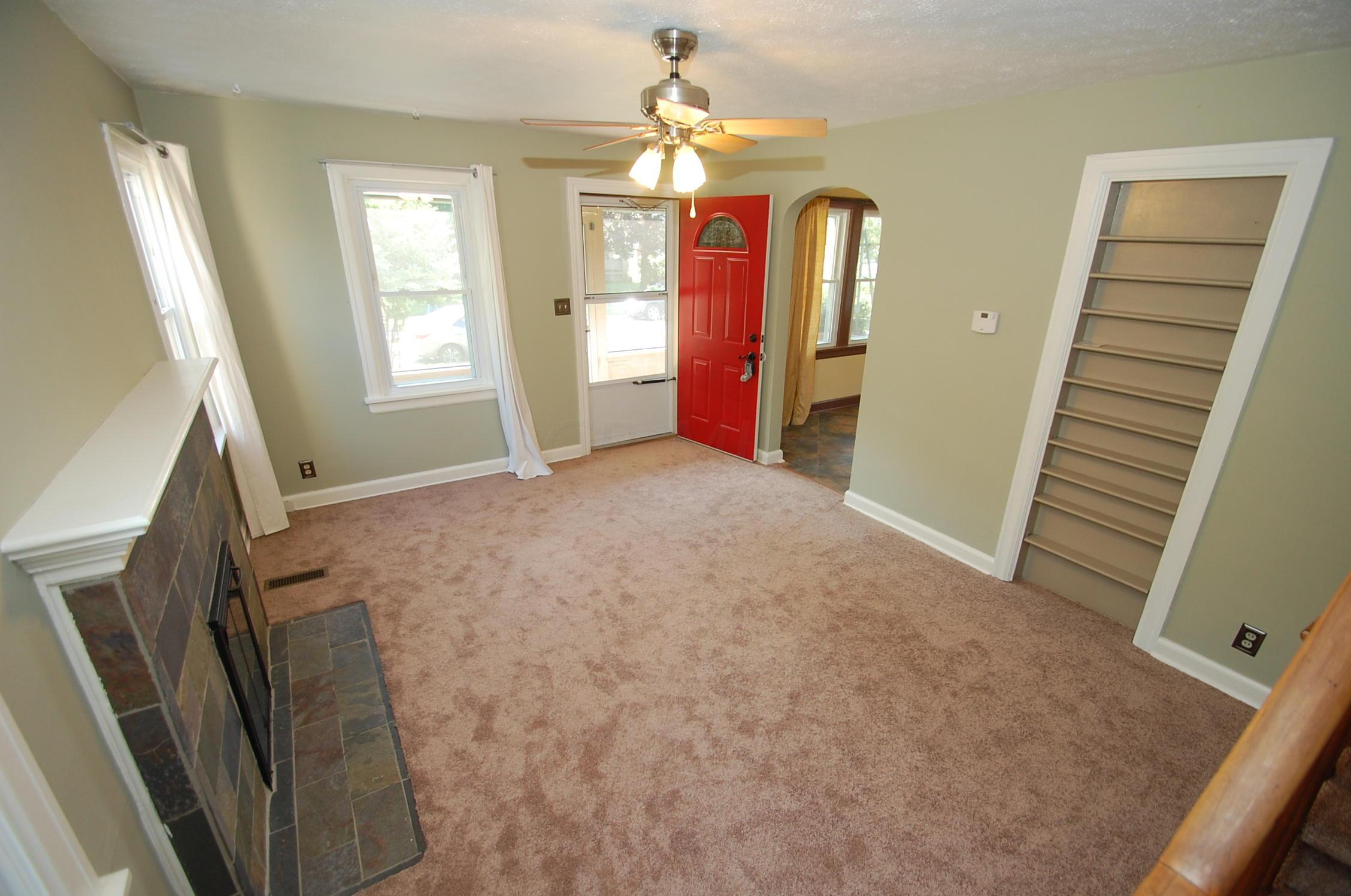 581 South Hampton Road Columbus, OH 43213 - Photo 5 of 19