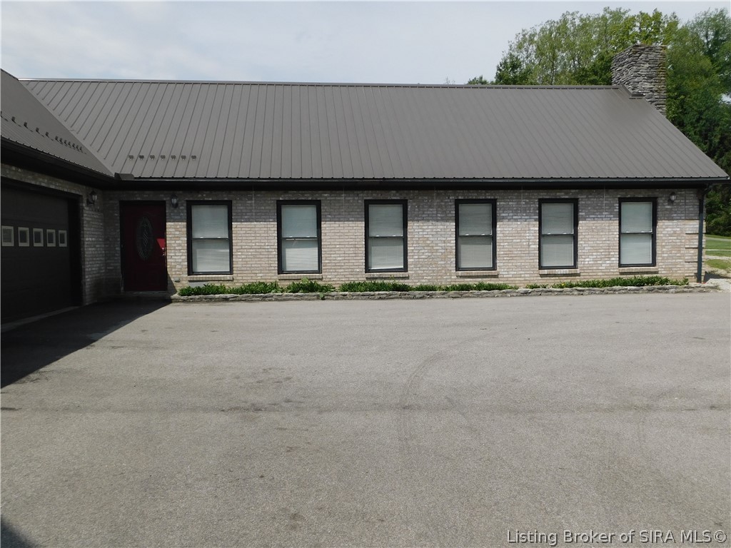 2620 West Cody Road Salem, IN 47167 - Photo 2 of 42 Gallery Image 2
