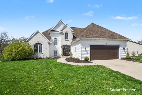 $500,000 | 7707 Park Ridge Drive Southwest, Jenison, MI 49428