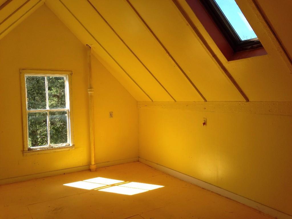 25 Port Clyde Road St. George, ME 04860 - Photo 9 of 14 Room over kitchen would have some...
