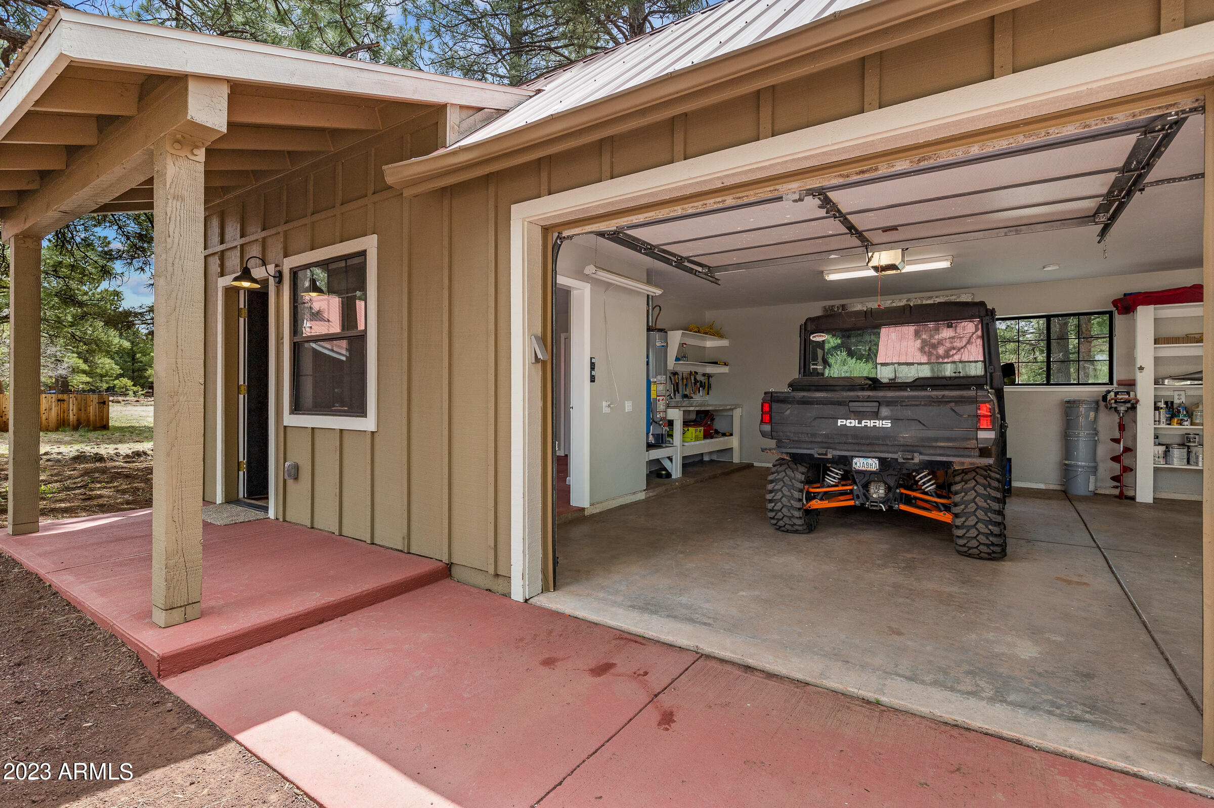 356 East Park Road Parks, AZ 86018 - Photo 32 of 47 Garage