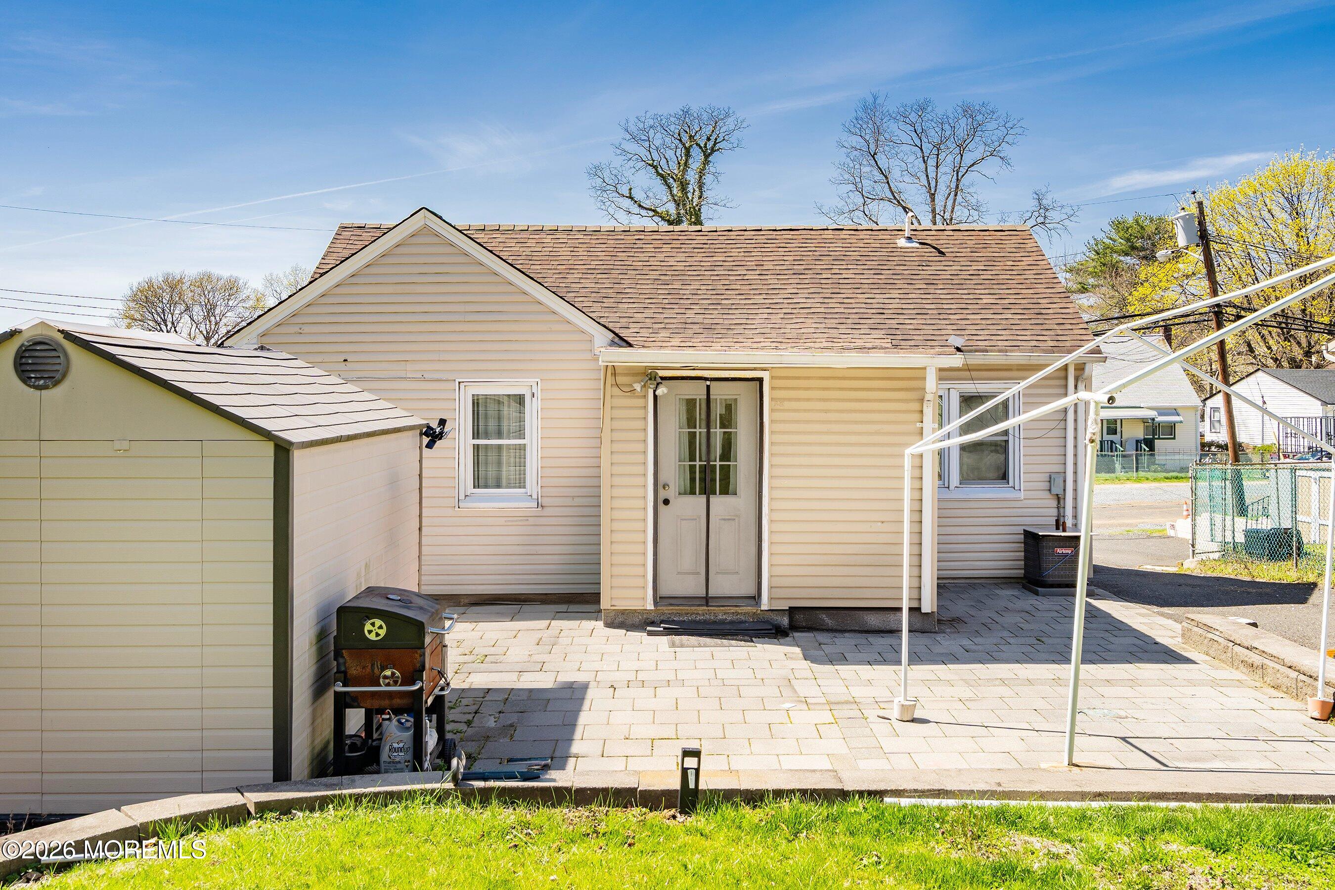 817 Shore Concourse Keyport, NJ 07735 - Photo 11 of 12 15-Back