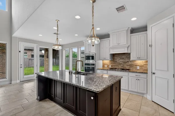 $3,380 | 3311 Pleasant Hollow Lane, Houston, TX 77365
