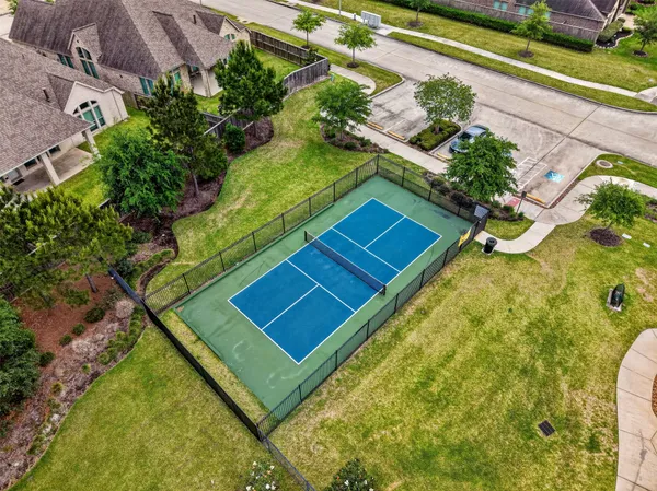 $3,380 | 3311 Pleasant Hollow Lane, Houston, TX 77365