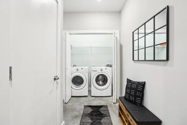 $2,900 | 2505 Thornton Road, Unit 1107, Austin, TX 78704