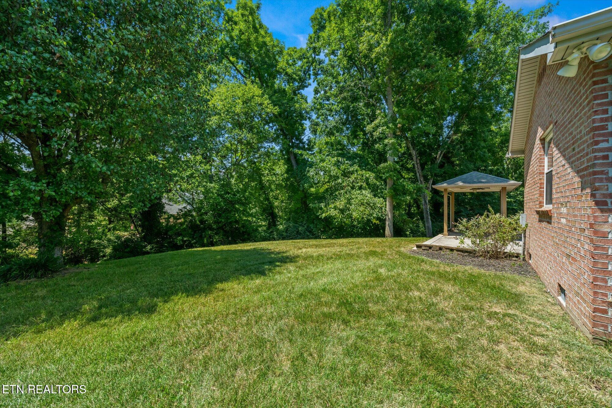 103 Chester Lane Oak Ridge, TN 37830 - Photo 22 of 28 32-103-Chester-Ln-Oak-Ridge-TN-32
