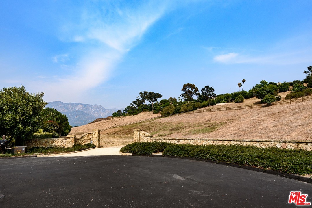 110 Deerfield Road Santa Barbara, CA 93108 - Photo 12 of 14