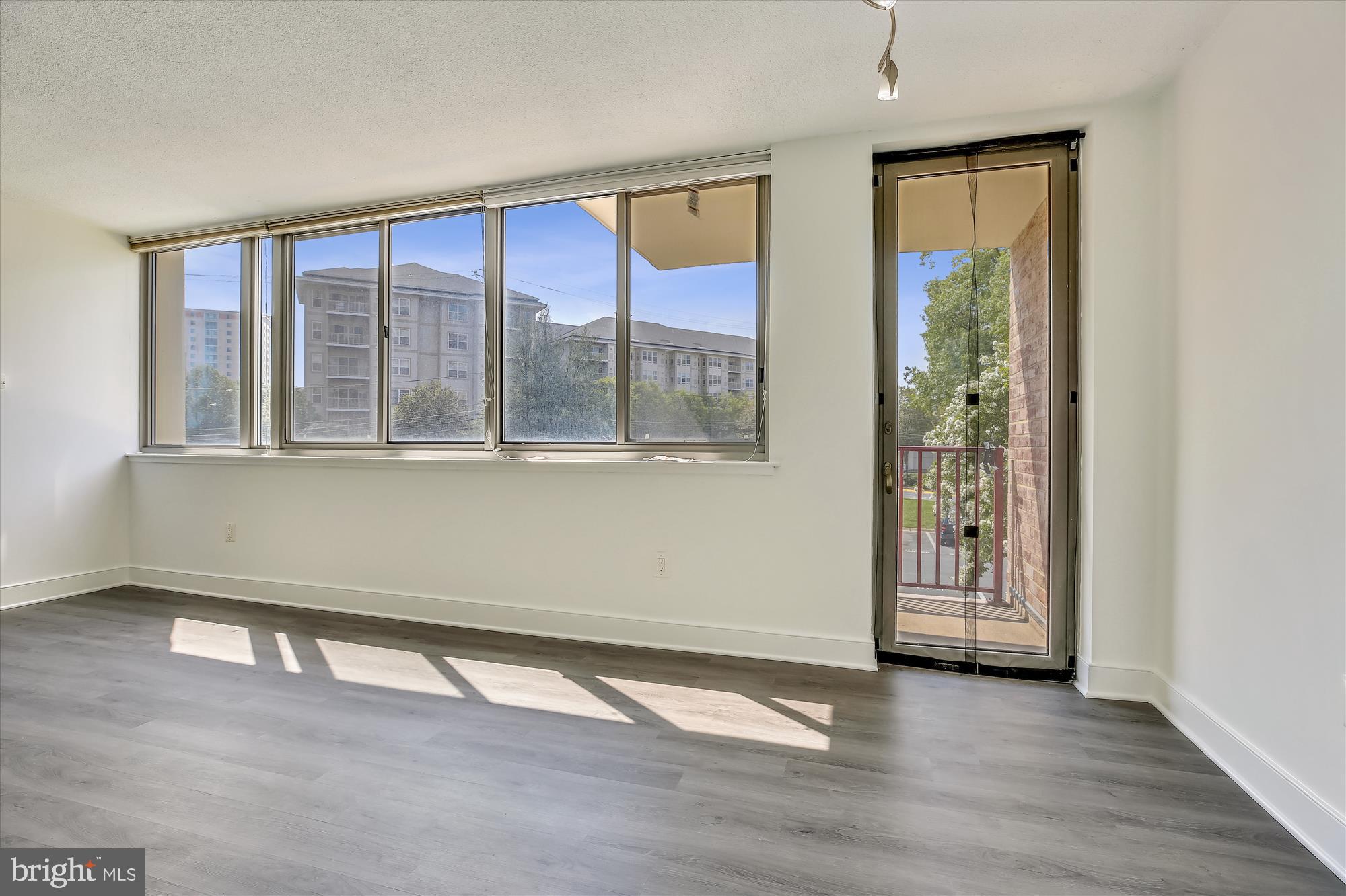 1220 Blair Mill Road, Unit 209 Silver Spring, MD 20910 - Photo 12 of 40 brand new flooring