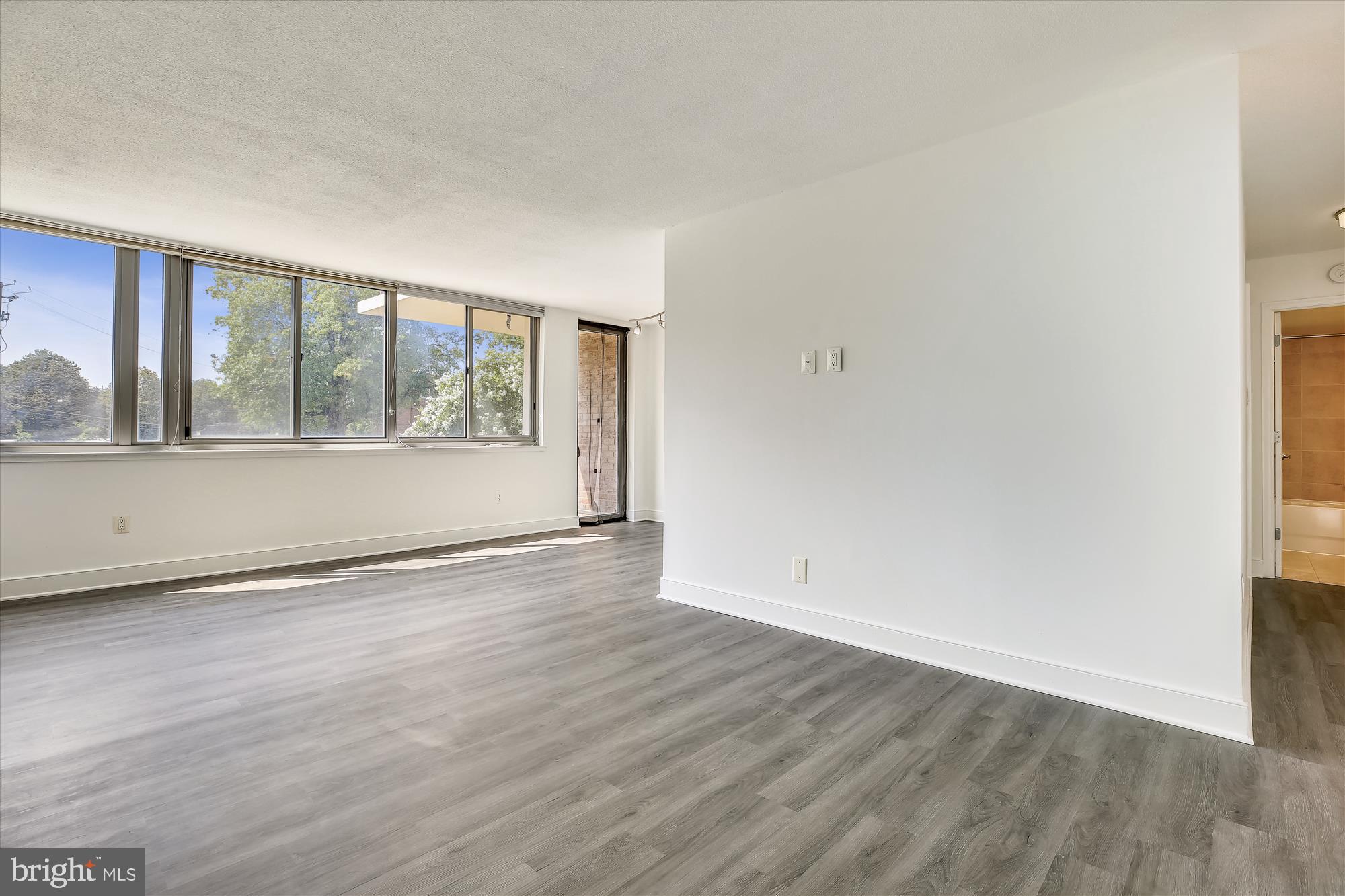 1220 Blair Mill Road, Unit 209 Silver Spring, MD 20910 - Photo 19 of 40