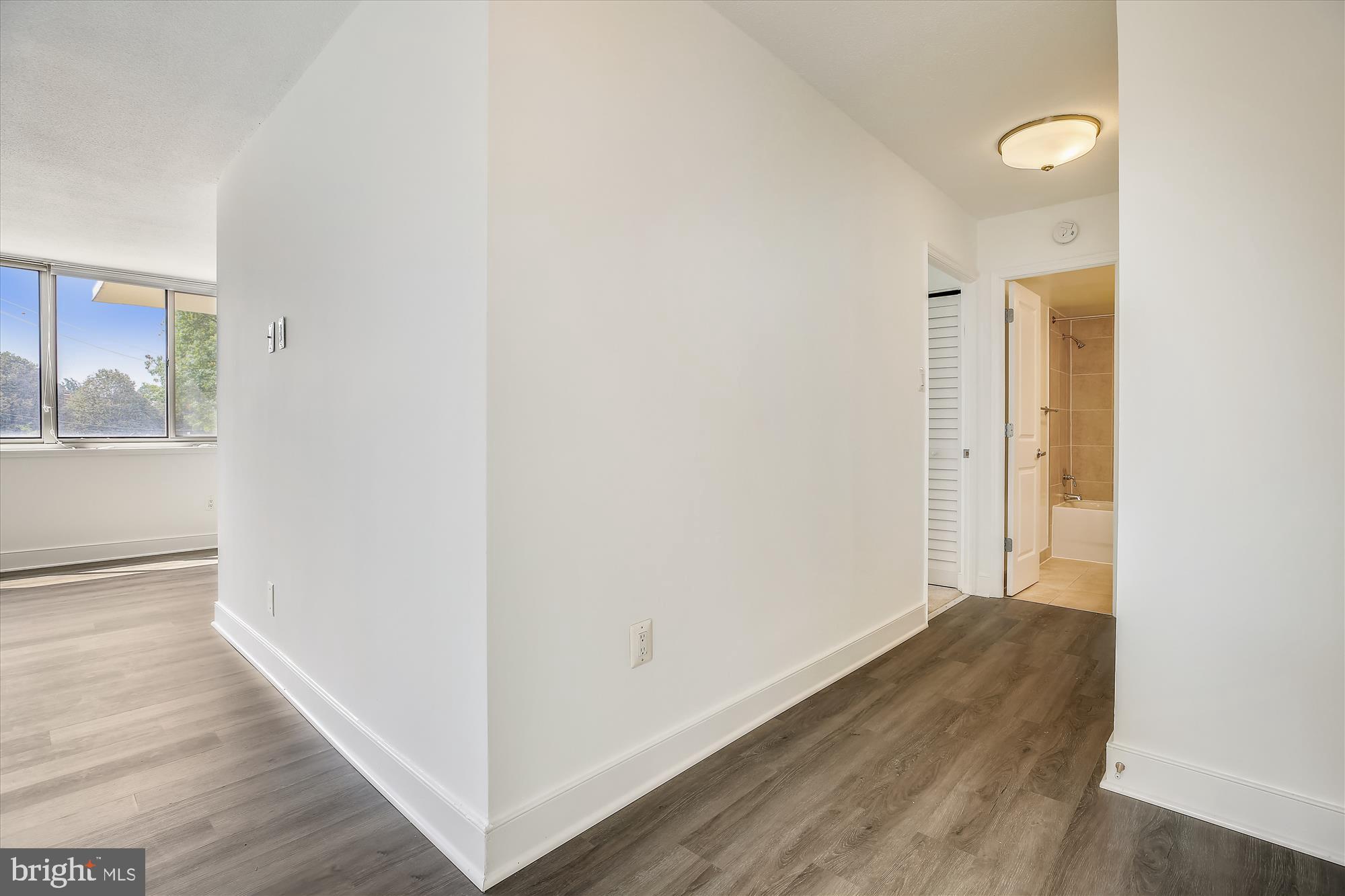1220 Blair Mill Road, Unit 209 Silver Spring, MD 20910 - Photo 22 of 40