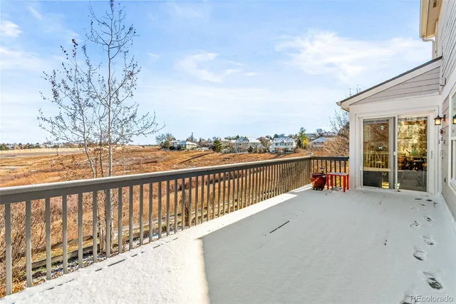 a balcony with city view