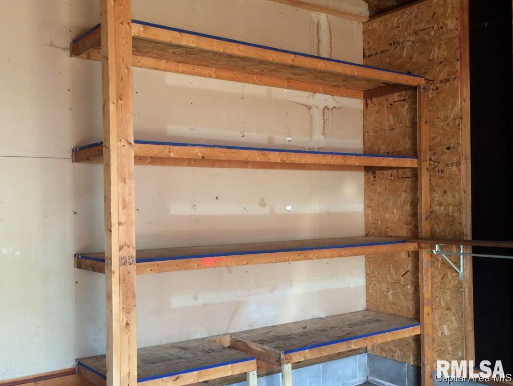 124 Agustus Lane Springfield, IL 62703 - Photo 20 of 23 Gallery Image 20