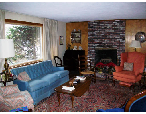 43 Squire Road Winchester, MA 01890 - Photo 3 of 15