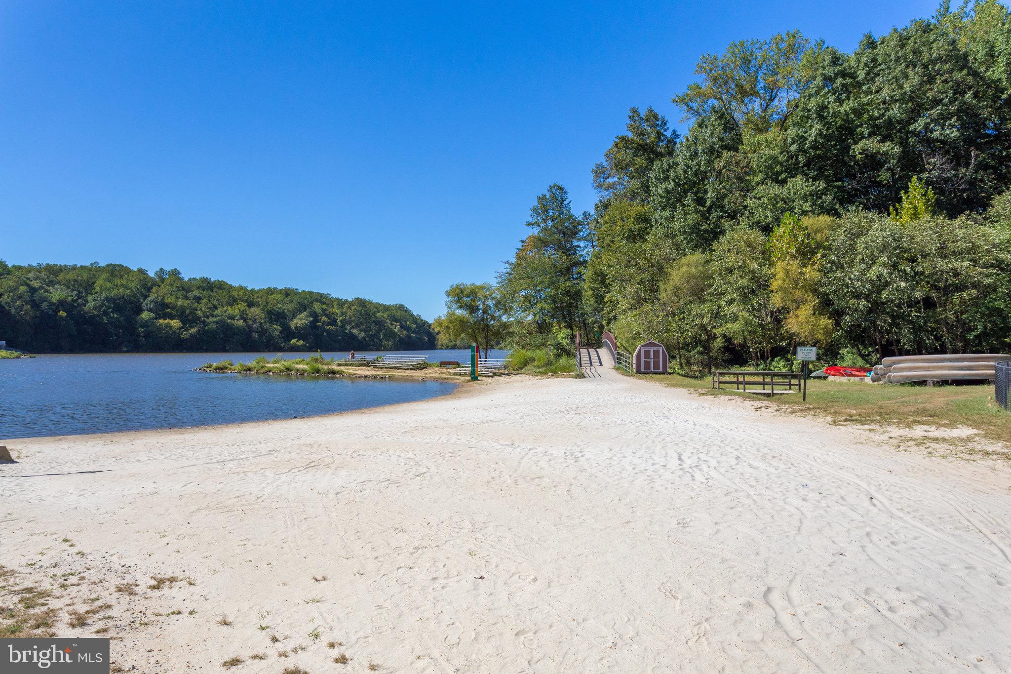 8006 Hatteras Lane Springfield, VA 22151 - Photo 27 of 31 a view of swimming pool with a yard