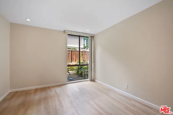 $575,000 | 6605 Green Valley Circle, Unit 109, Culver City, CA 90230