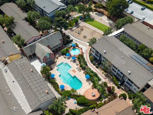 $575,000 | 6605 Green Valley Circle, Unit 109, Culver City, CA 90230