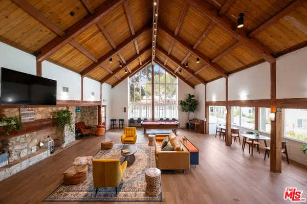 $575,000 | 6605 Green Valley Circle, Unit 109, Culver City, CA 90230