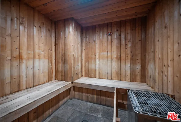 $575,000 | 6605 Green Valley Circle, Unit 109, Culver City, CA 90230