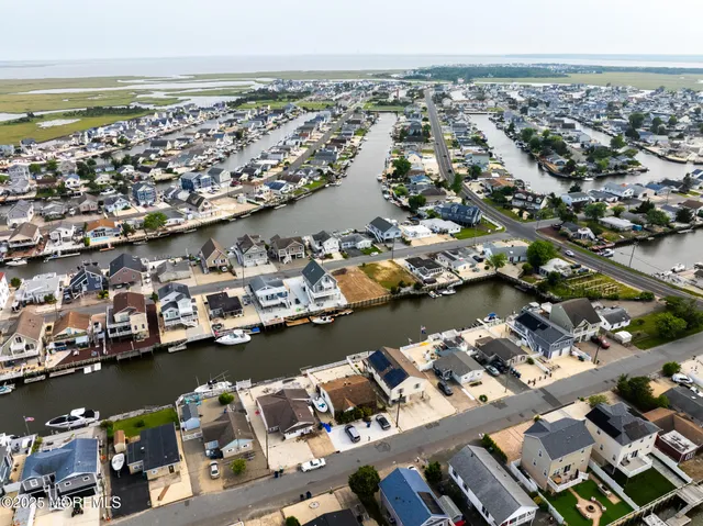 $314,900 | 109 East Sail Drive, Little Egg Harbor, NJ 08087