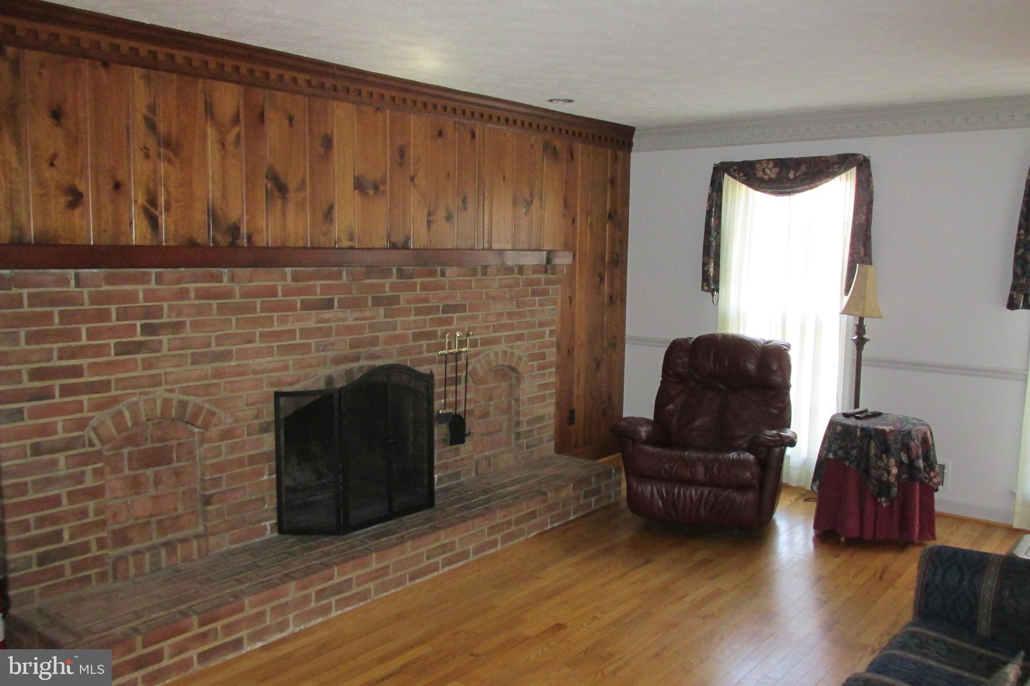 8068 Stillbrooke Road Manassas, VA 20112 - Photo 22 of 54 FAMILY ROOM FIREPLACE