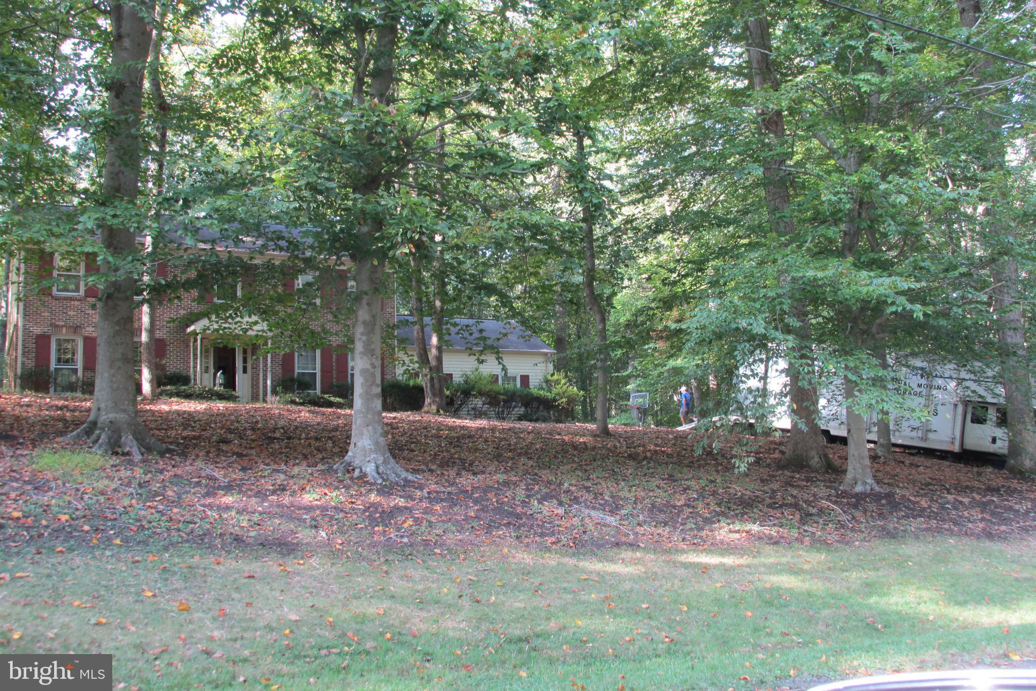 8068 Stillbrooke Road Manassas, VA 20112 - Photo 50 of 54 SUMMER PHOTO