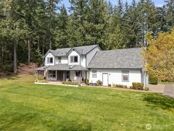 $849,000 | 5623 Northwest Millglade Lane, Bremerton, WA 98312