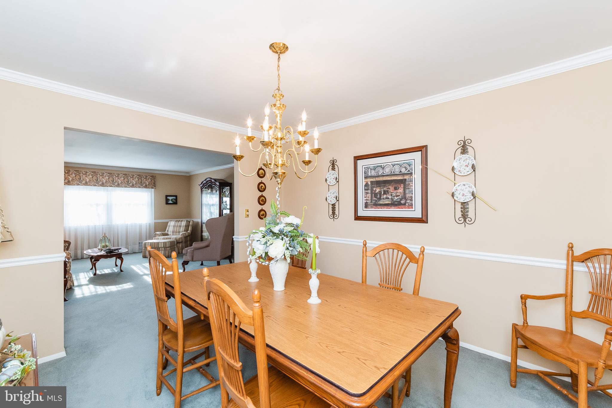 8633 Delegge Road Baltimore, MD 21237 - Photo 22 of 58 Dining Room