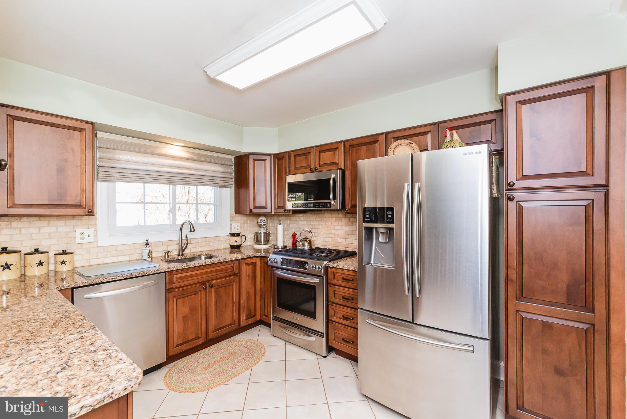 8633 Delegge Road Baltimore, MD 21237 - Photo 23 of 58 Updated KItchen