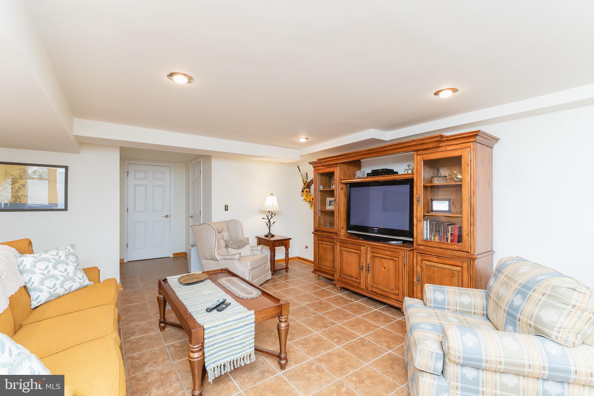 8633 Delegge Road Baltimore, MD 21237 - Photo 53 of 58 Lower Level