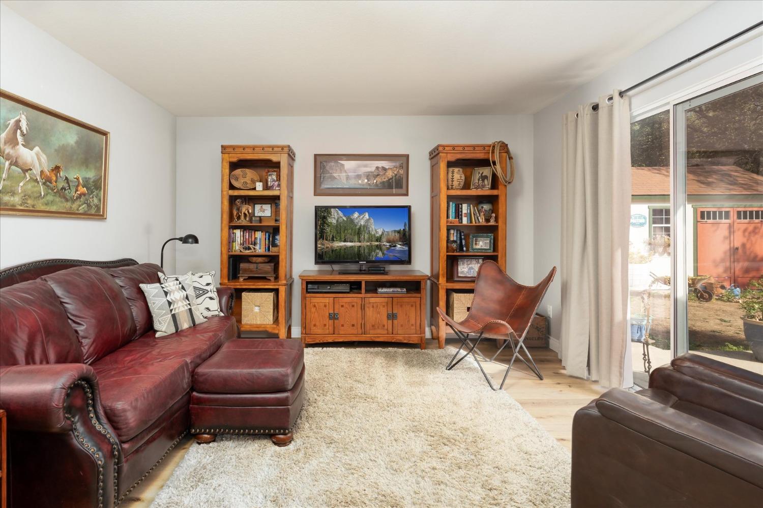 31545 Crow Road Coarsegold, CA 93614 - Photo 11 of 30 Gallery Image 11