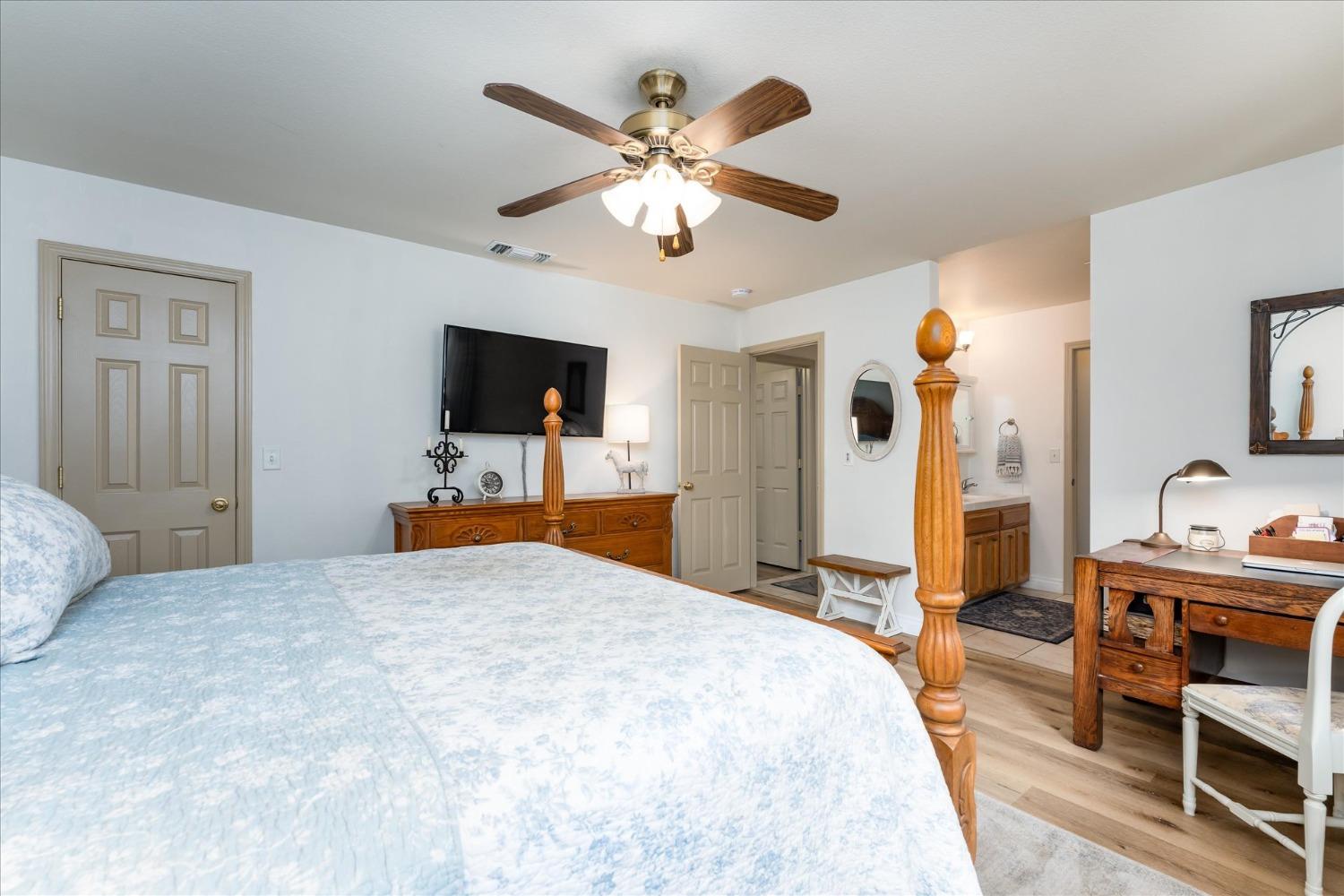 31545 Crow Road Coarsegold, CA 93614 - Photo 19 of 30 Gallery Image 19