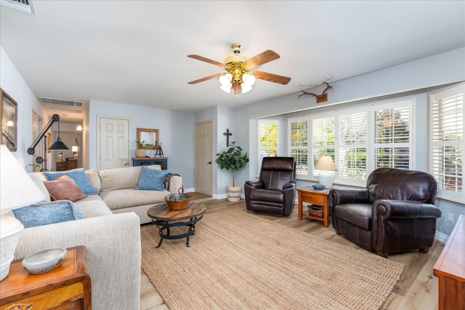 31545 Crow Road Coarsegold, CA 93614 - Photo 4 of 30 Gallery Image 4