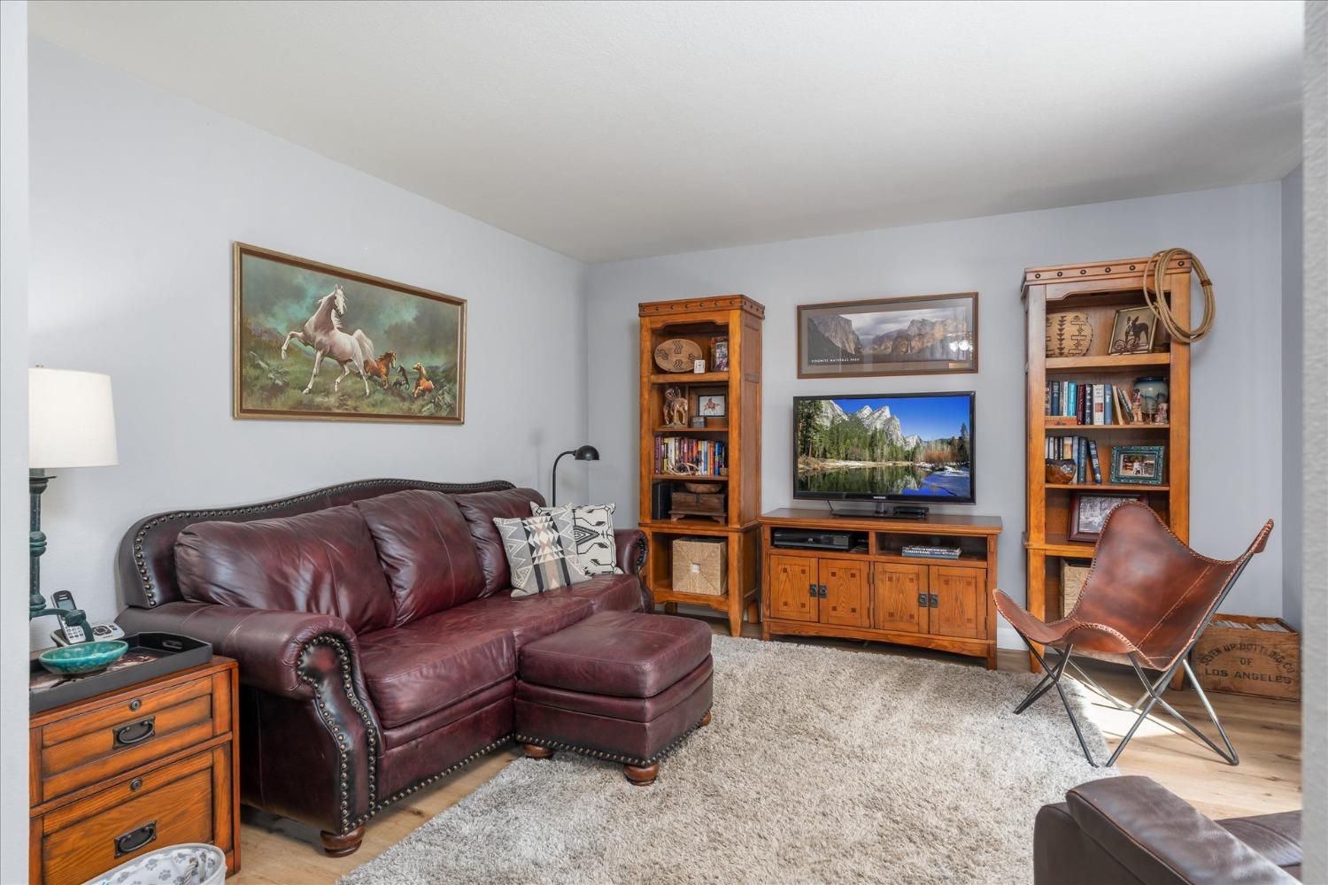 31545 Crow Road Coarsegold, CA 93614 - Photo 10 of 30 Gallery Image 10