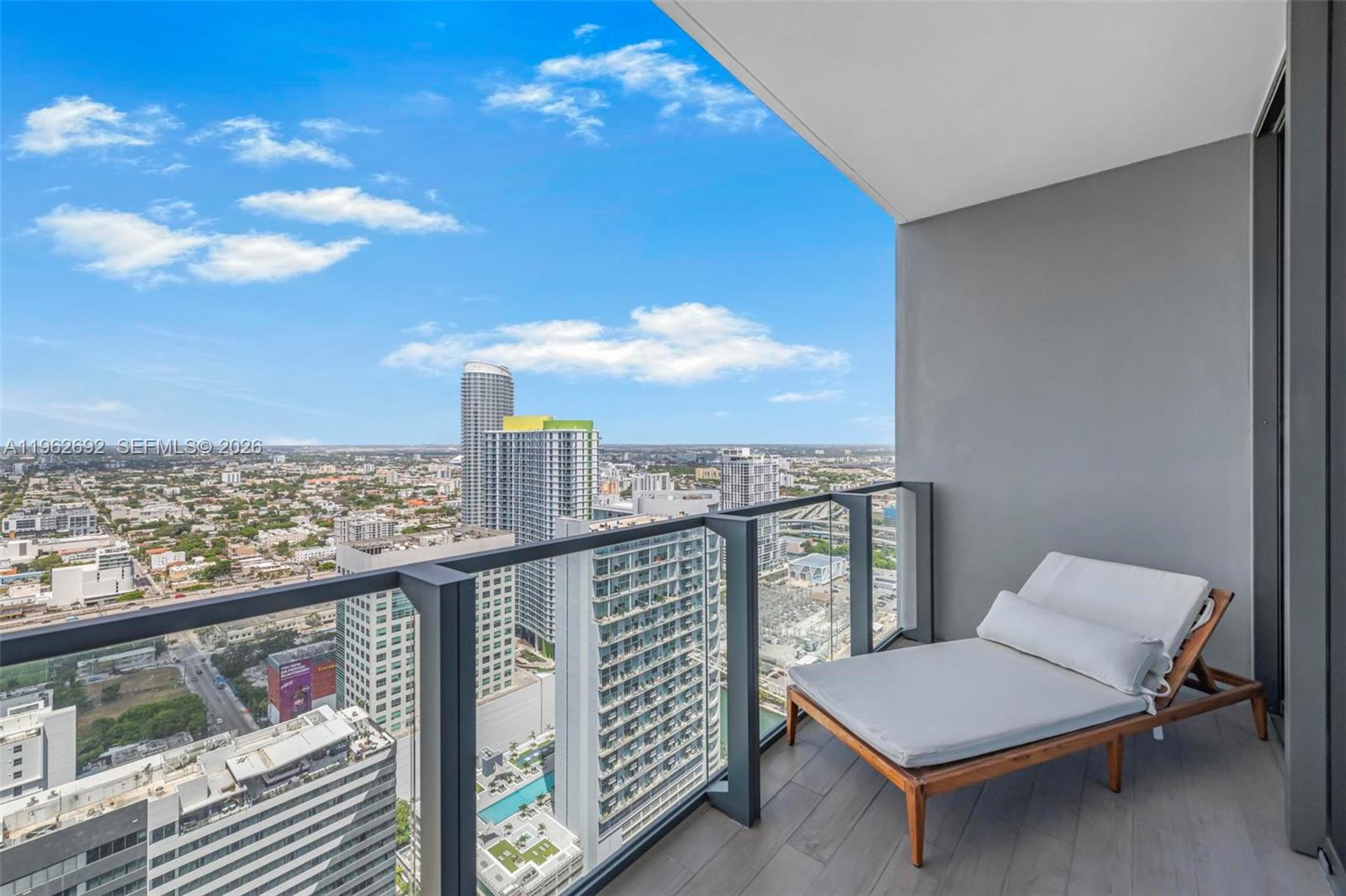 88 Southwest 7th Street, Unit 3806 Miami, FL 33130 - Photo 14 of 24 Beautiful west views